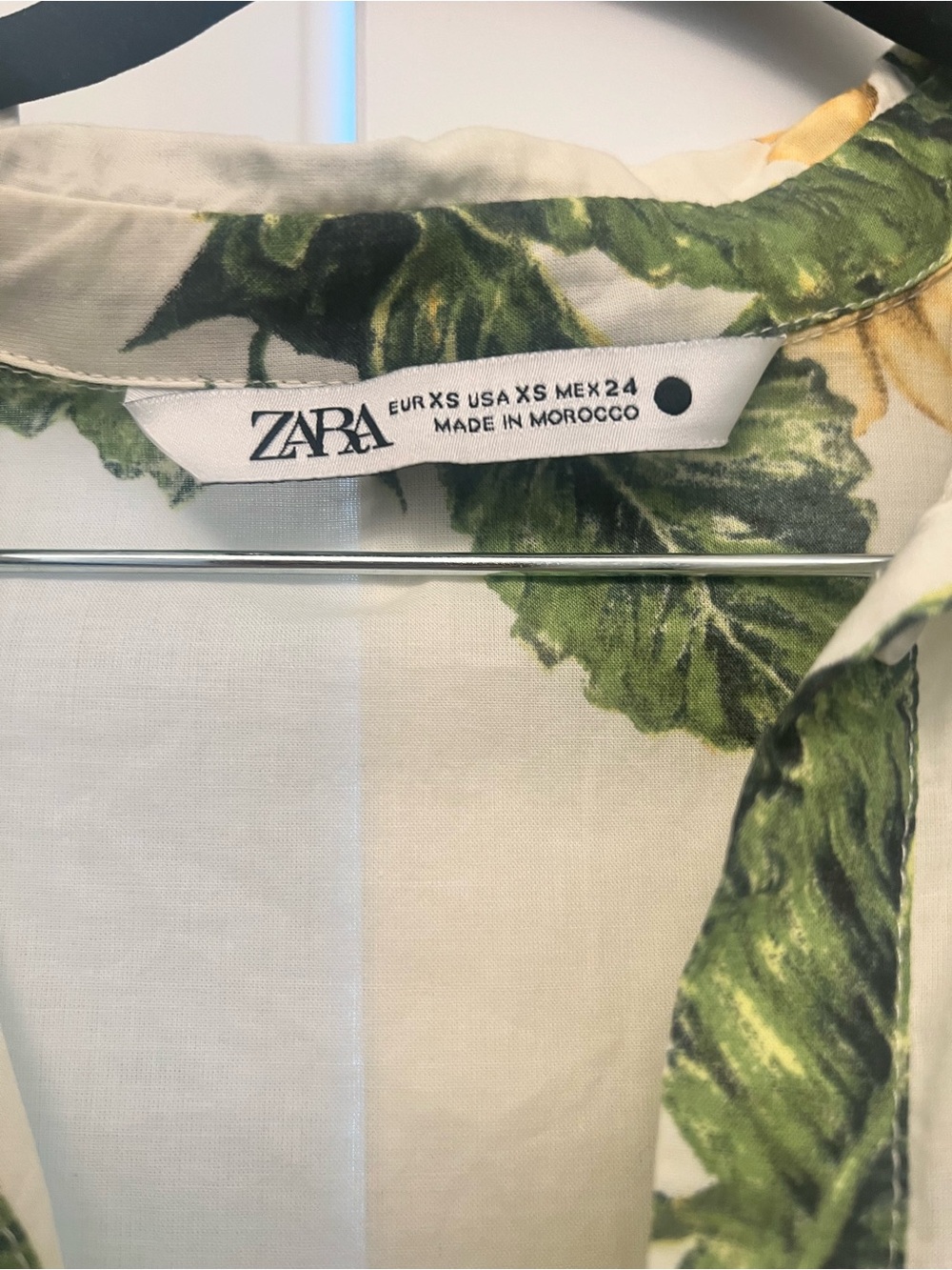 Zara White Floral Button-Front Tiered Maxi Dress Yellow Green Flower Print - Picture 3 of 5